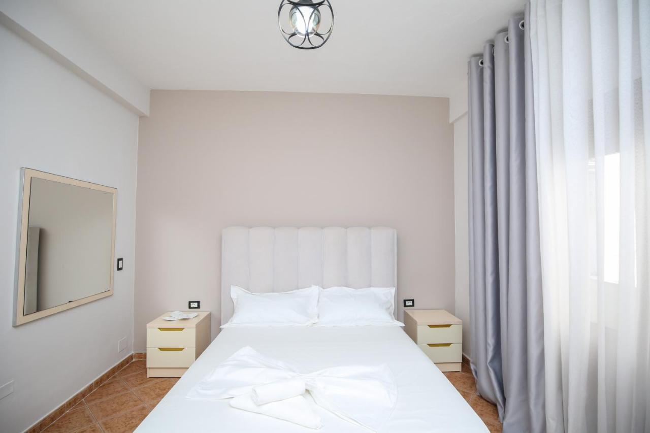 Hotel Vila Stefa Вльора Екстер'єр фото