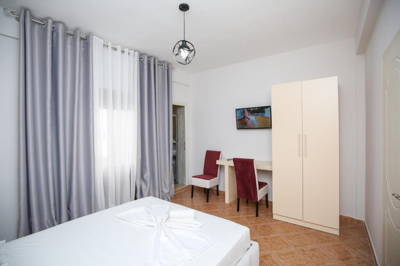 Hotel Vila Stefa Вльора Екстер'єр фото