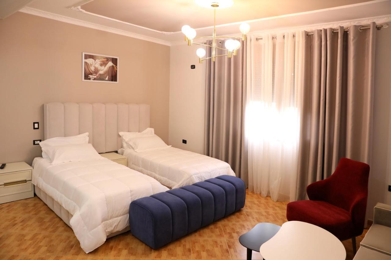 Hotel Vila Stefa Вльора Екстер'єр фото