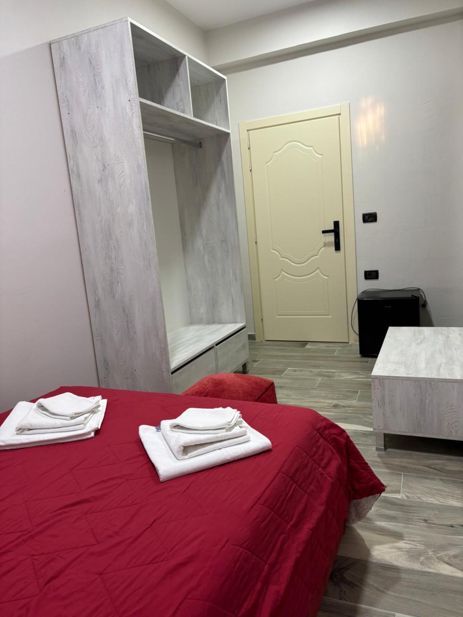 Hotel Vila Stefa Вльора Екстер'єр фото