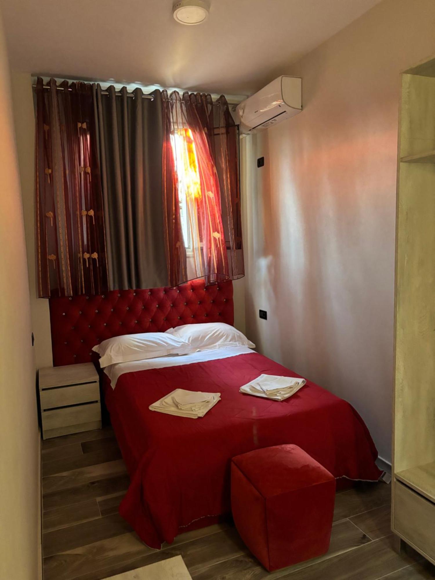 Hotel Vila Stefa Вльора Екстер'єр фото